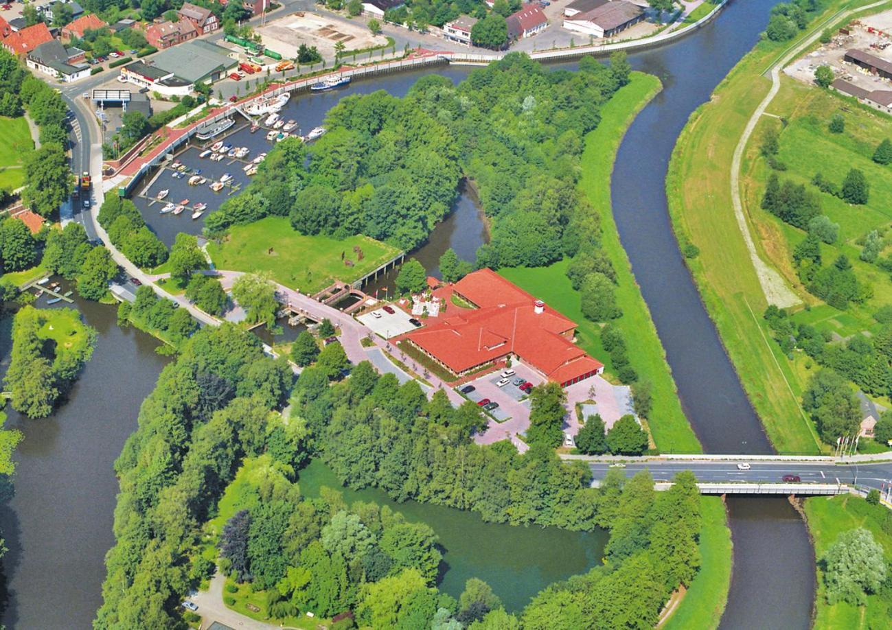 Oste Hotel Bremervorde Bagian luar foto
